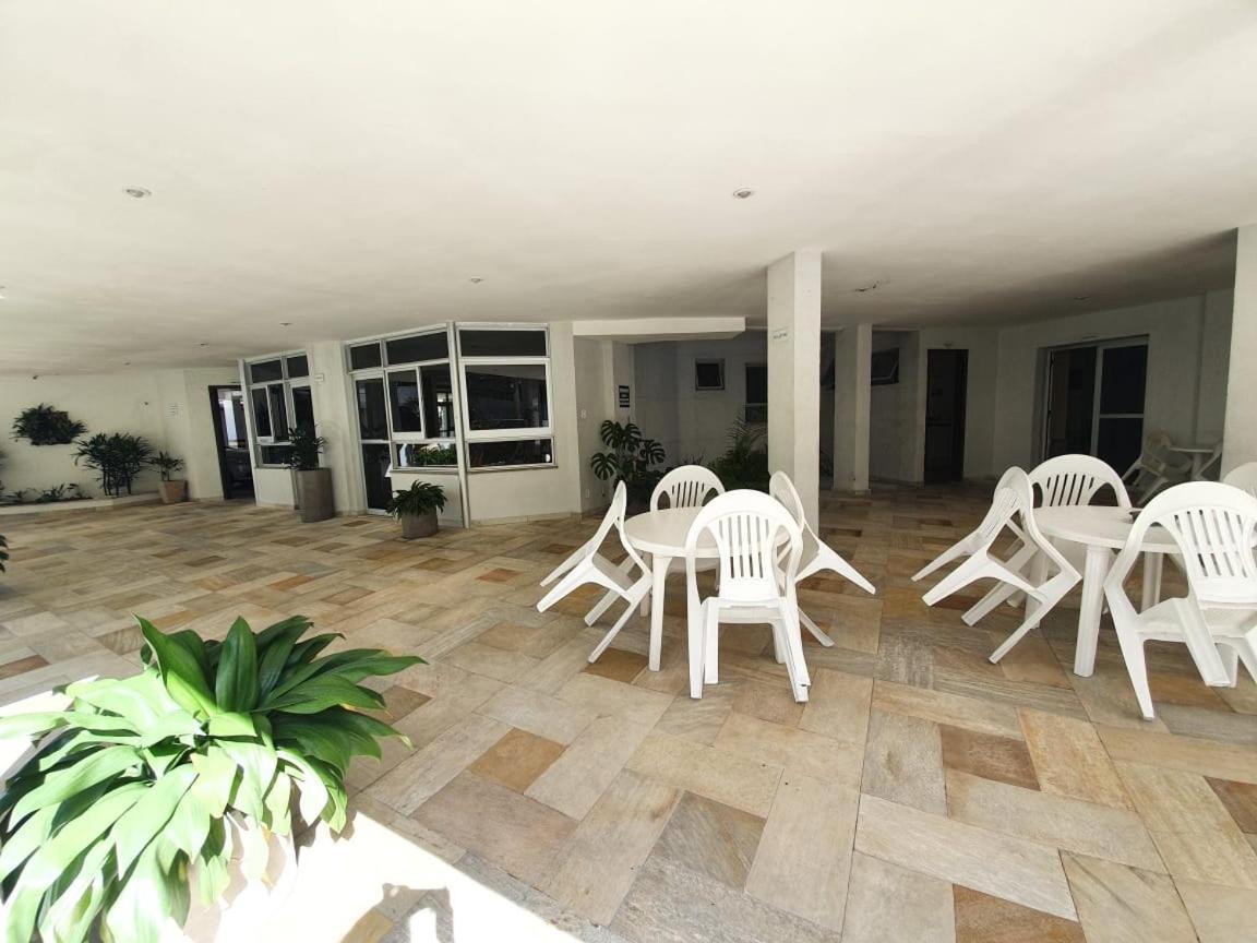 Apartamento Apto Com 3 Quartos C/Piscina 300Mts Praia Do Forte Cabo Frío Exterior foto